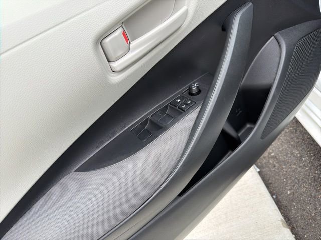 Used 2024 Toyota Corolla LE image 20