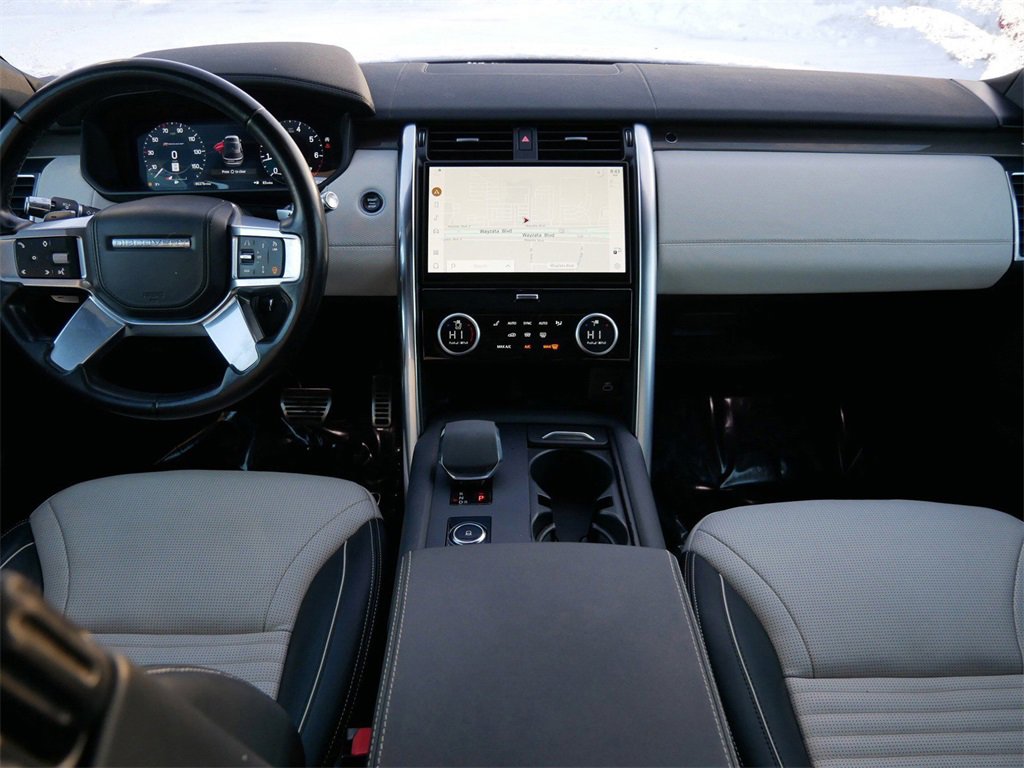 Used 2021 Land Rover Discovery HSE R-Dynamic image 12