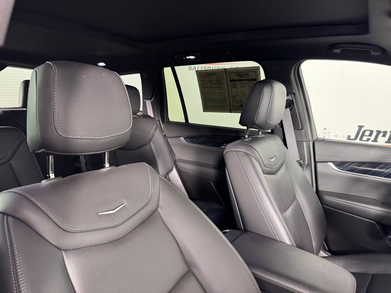 Used 2024 Cadillac XT6 Premium Luxury w/ LPO, Floor Liner Package image 35