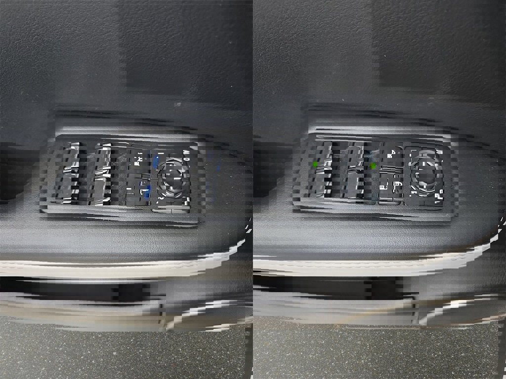 Certified 2022 Lexus RX 450h AWD w/ Special Edition image 28