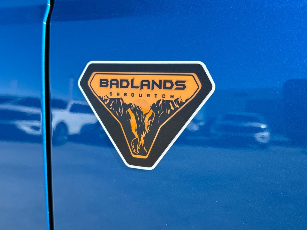 New 2025 Ford Bronco Badlands w/ Sasquatch Package AWD/4WD image 11