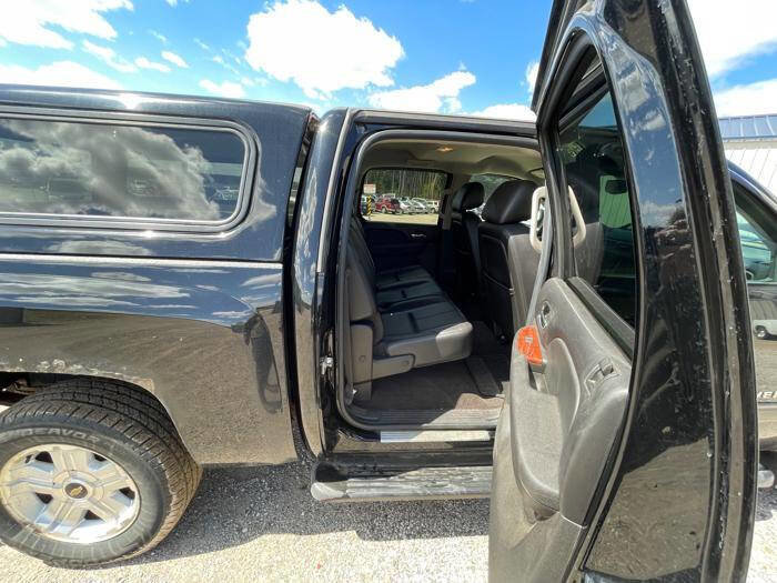 Used 2011 Chevrolet Silverado 1500 LTZ w/ LTZ Plus Package AWD/4WD image 27