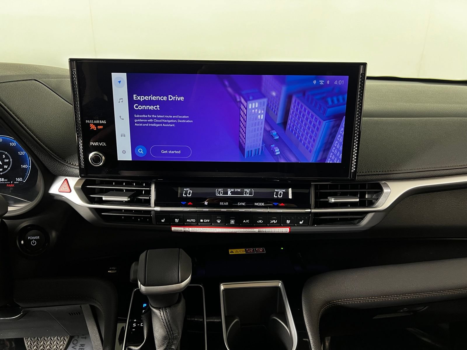 Used 2026 Toyota Sienna Limited FWD image 19