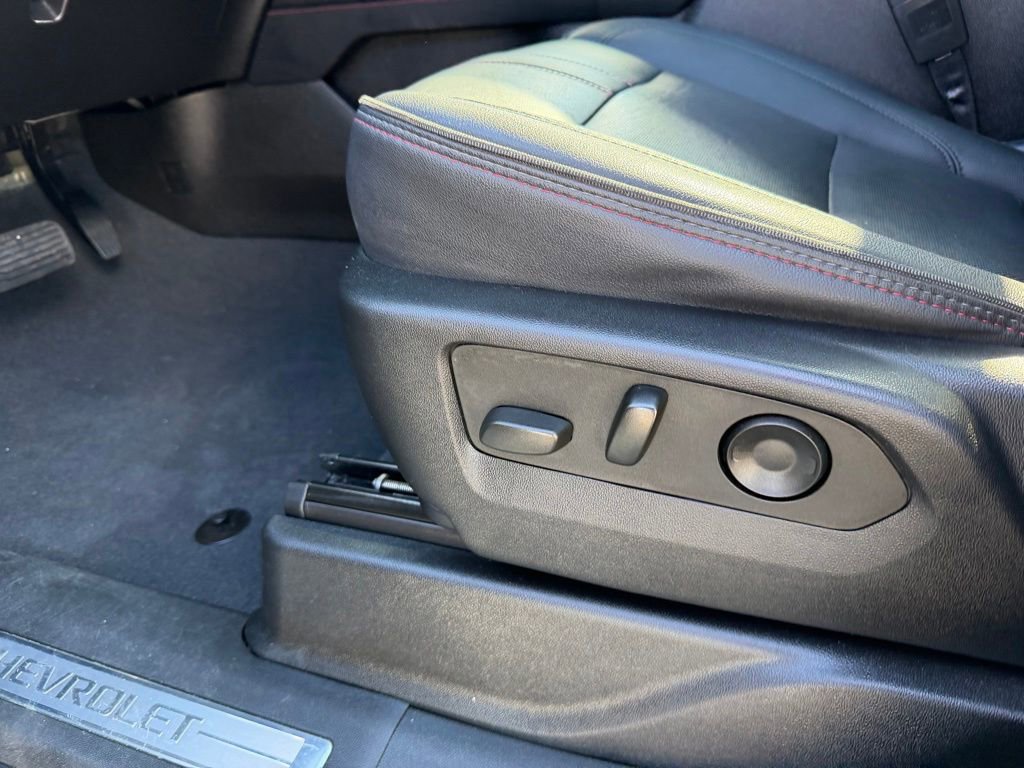 Used 2023 Chevrolet Tahoe RST AWD/4WD image 22