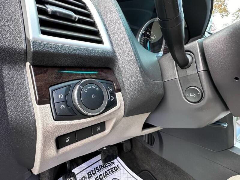 Used 2011 Ford Explorer Limited w/ 302A Rapid Spec Order Code image 15