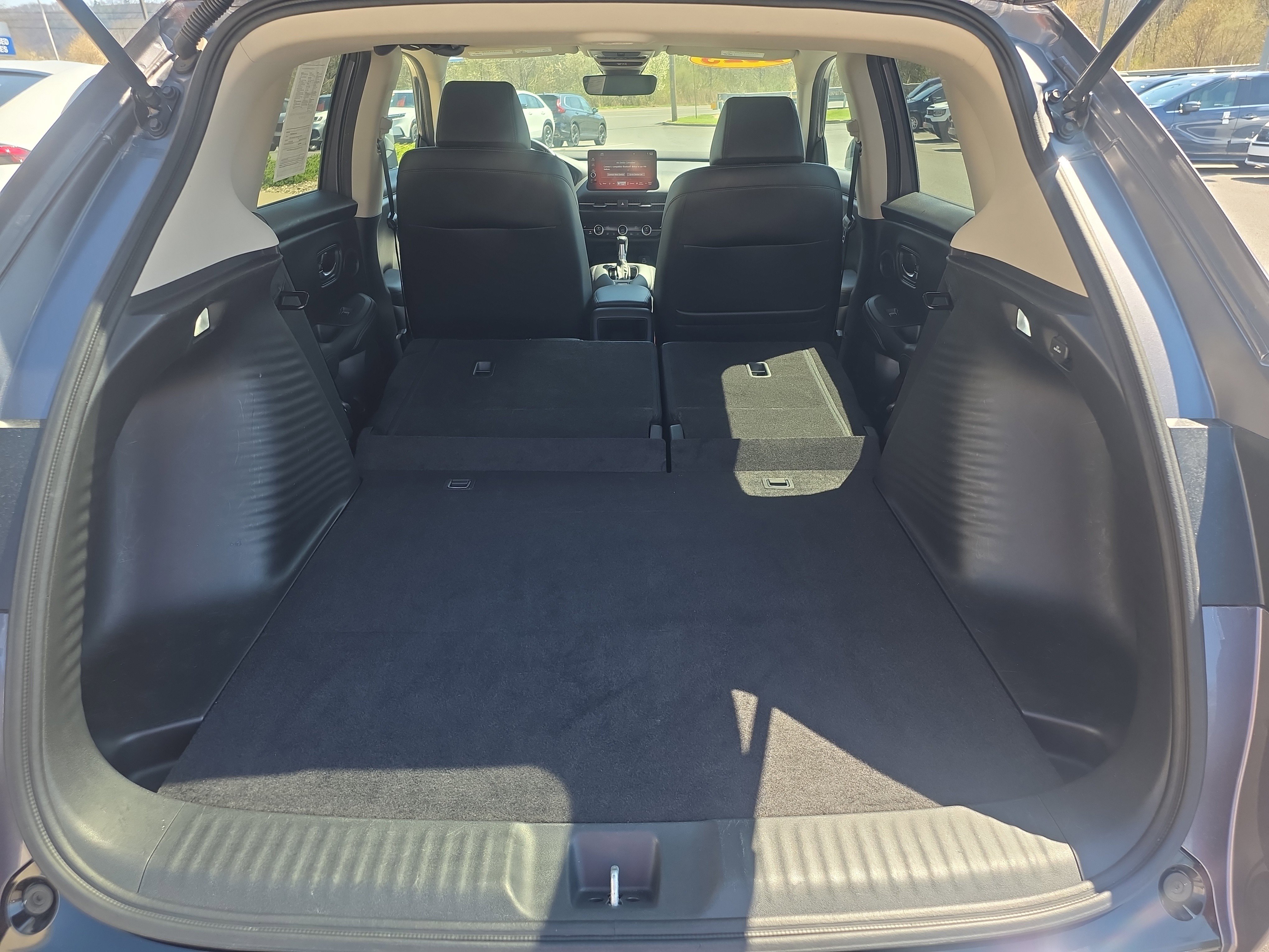 Used 2023 Honda HR-V EX-L image 16