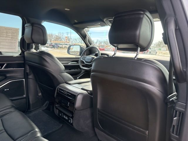 Used 2024 Jeep Wagoneer L Series II w/ Flexible Seating Group image 52