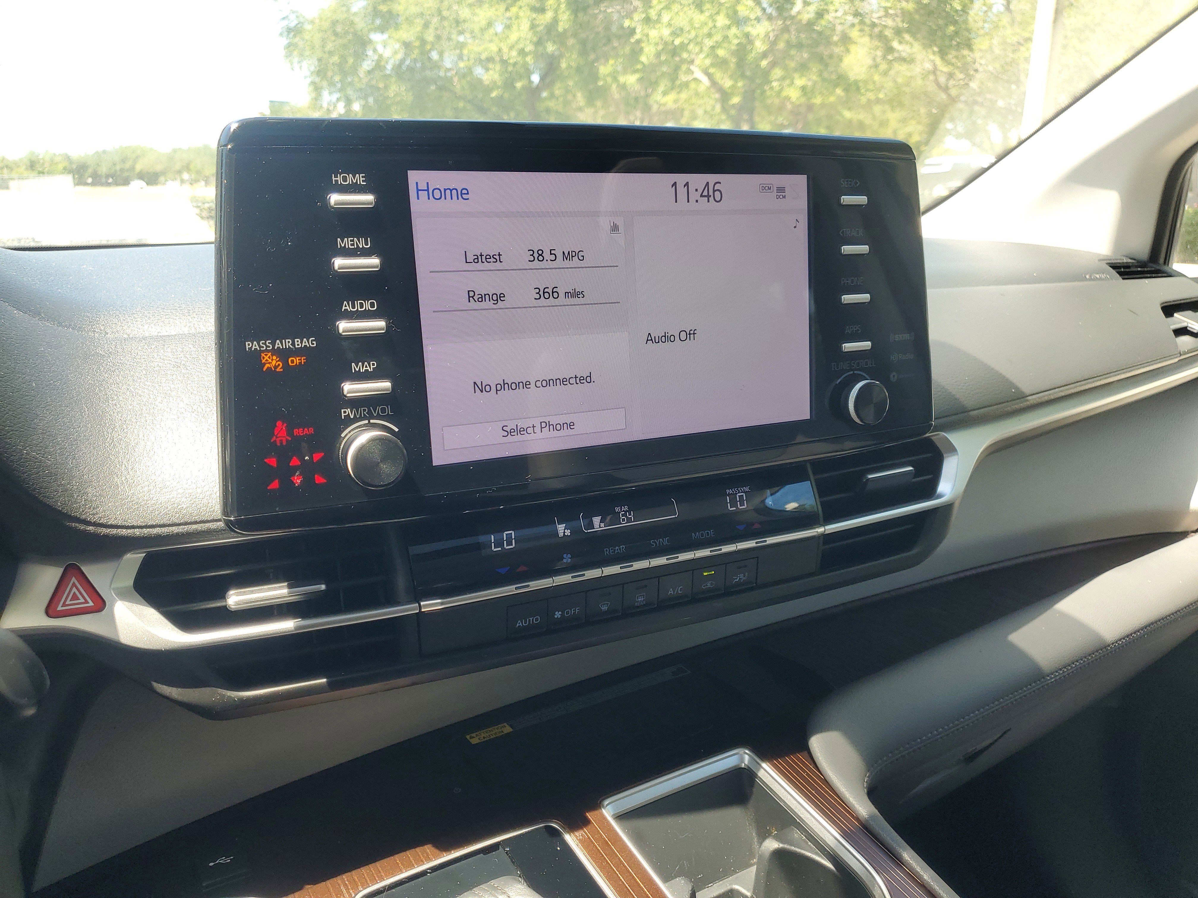 Used 2021 Toyota Sienna LE w/ LE Plus Package FWD image 26