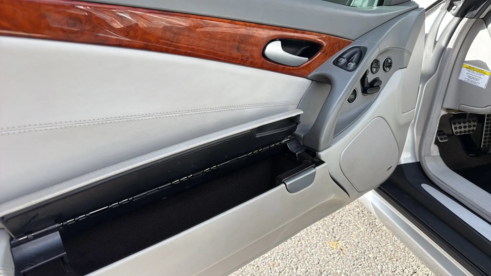 Used 2005 Mercedes-Benz SL 65 AMG image 15