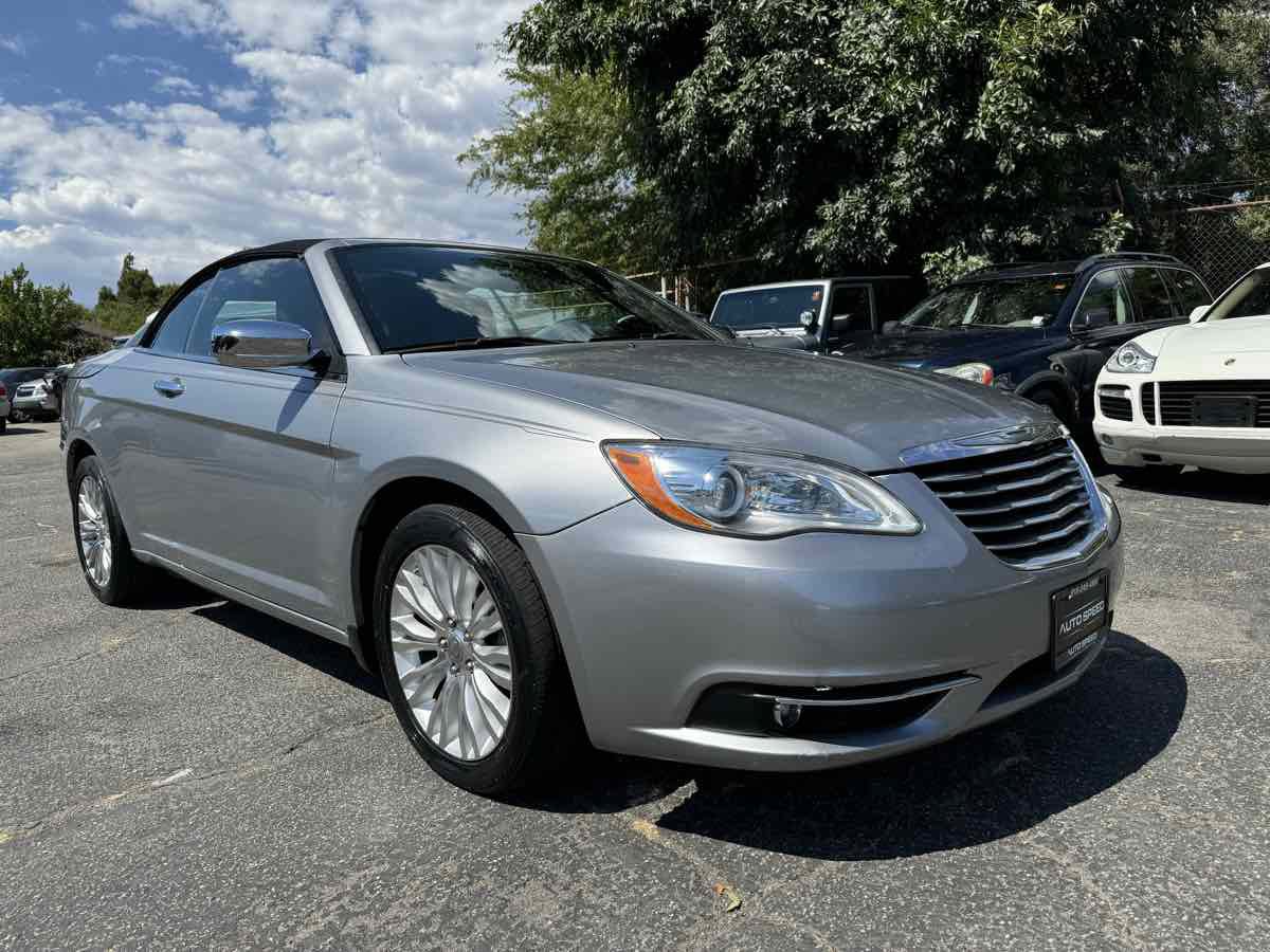 Used 2013 Chrysler 200 Limited