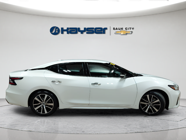 Used 2023 Nissan Maxima SV w/ Floor Mat Group FWD image 8