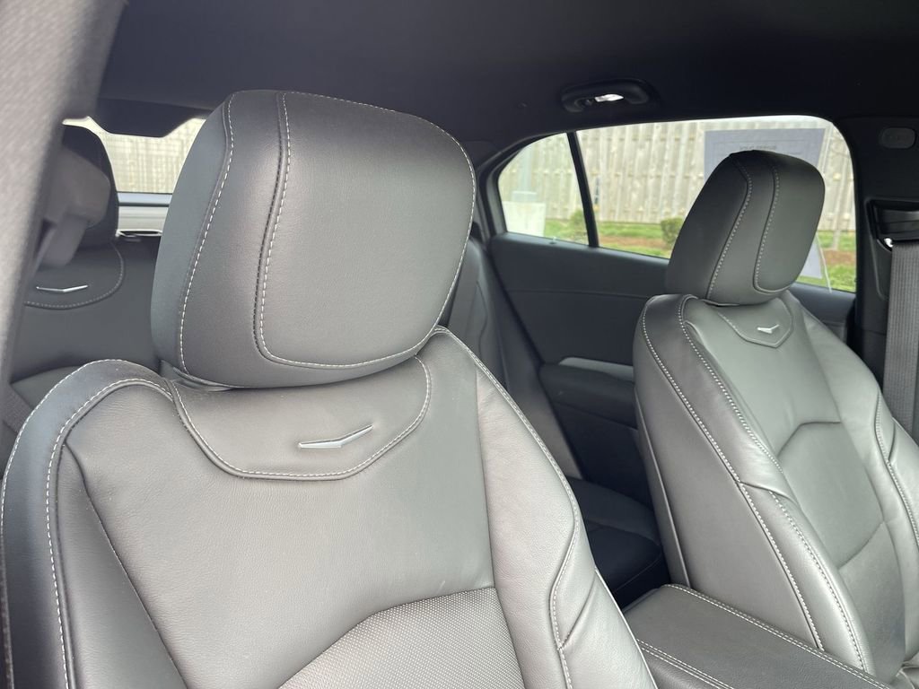 Used 2023 Cadillac XT4 Premium Luxury image 42