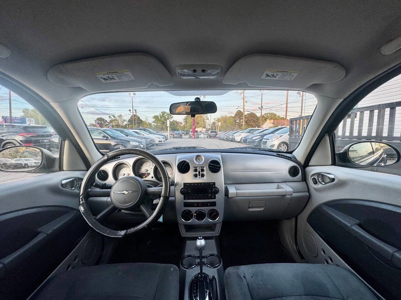 Used 2010 Chrysler PT Cruiser FWD image 13