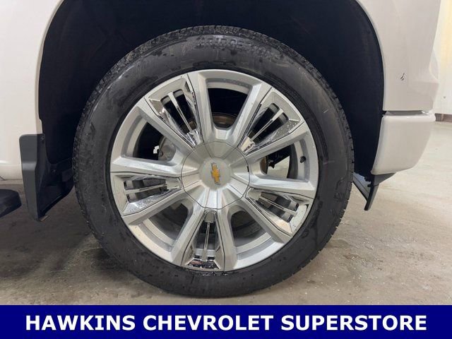 Used 2025 Chevrolet Silverado 1500 High Country w/ High Country Premium Package image 44