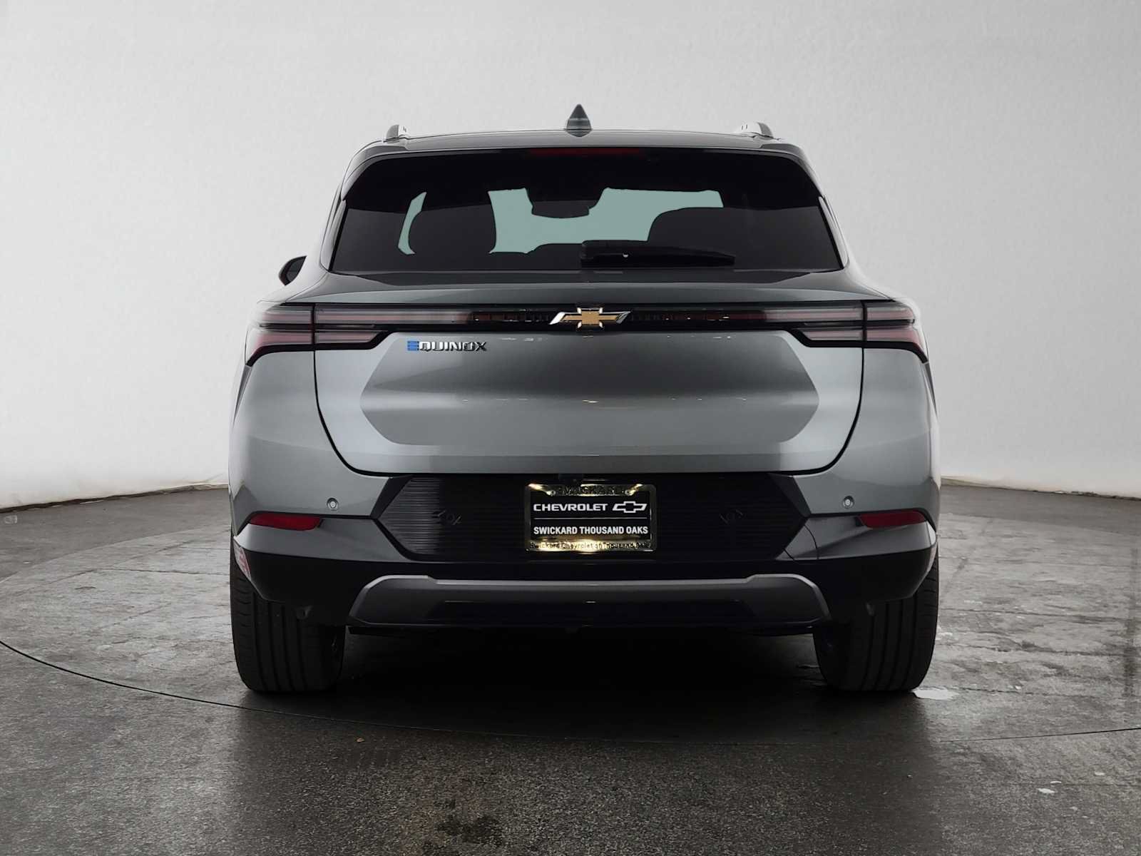 Used 2024 Chevrolet Equinox EV LT FWD image 4