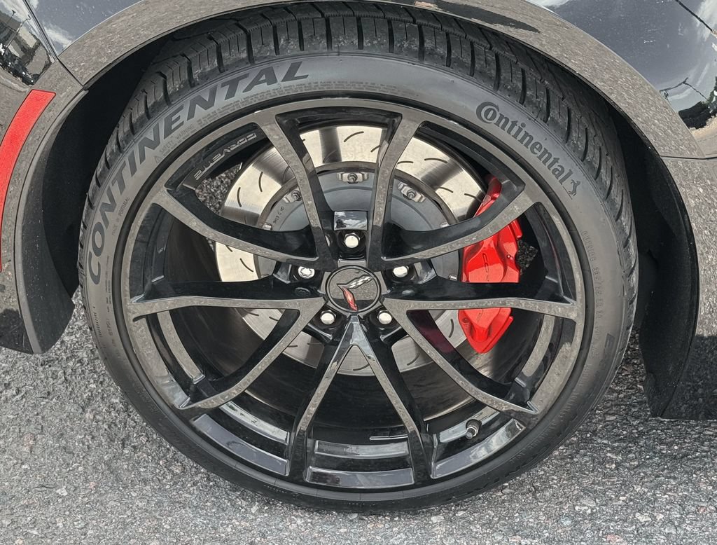 Used 2019 Chevrolet Corvette Grand Sport RWD image 12