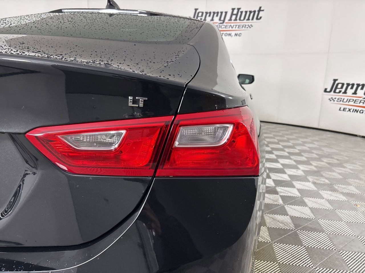 Used 2024 Chevrolet Malibu LT image 33