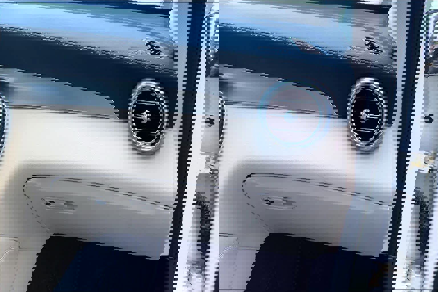 Used 2017 Mercedes-Benz GLC 300 4MATIC Coupe image 20