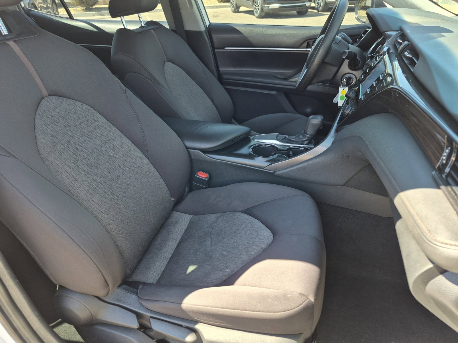 Used 2019 Toyota Camry LE FWD image 23