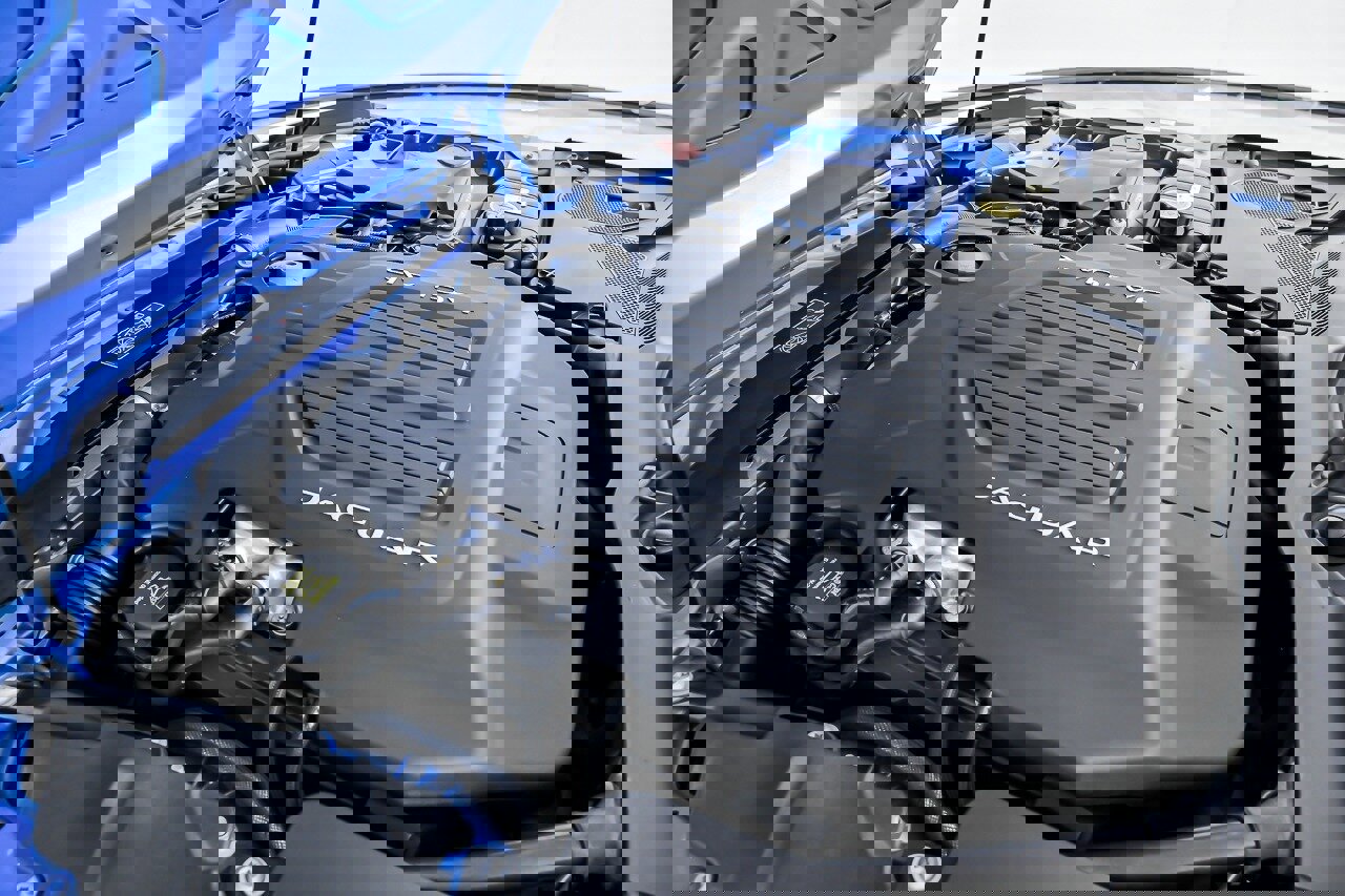 Used 2018 Jaguar F-TYPE R-Dynamic image 17