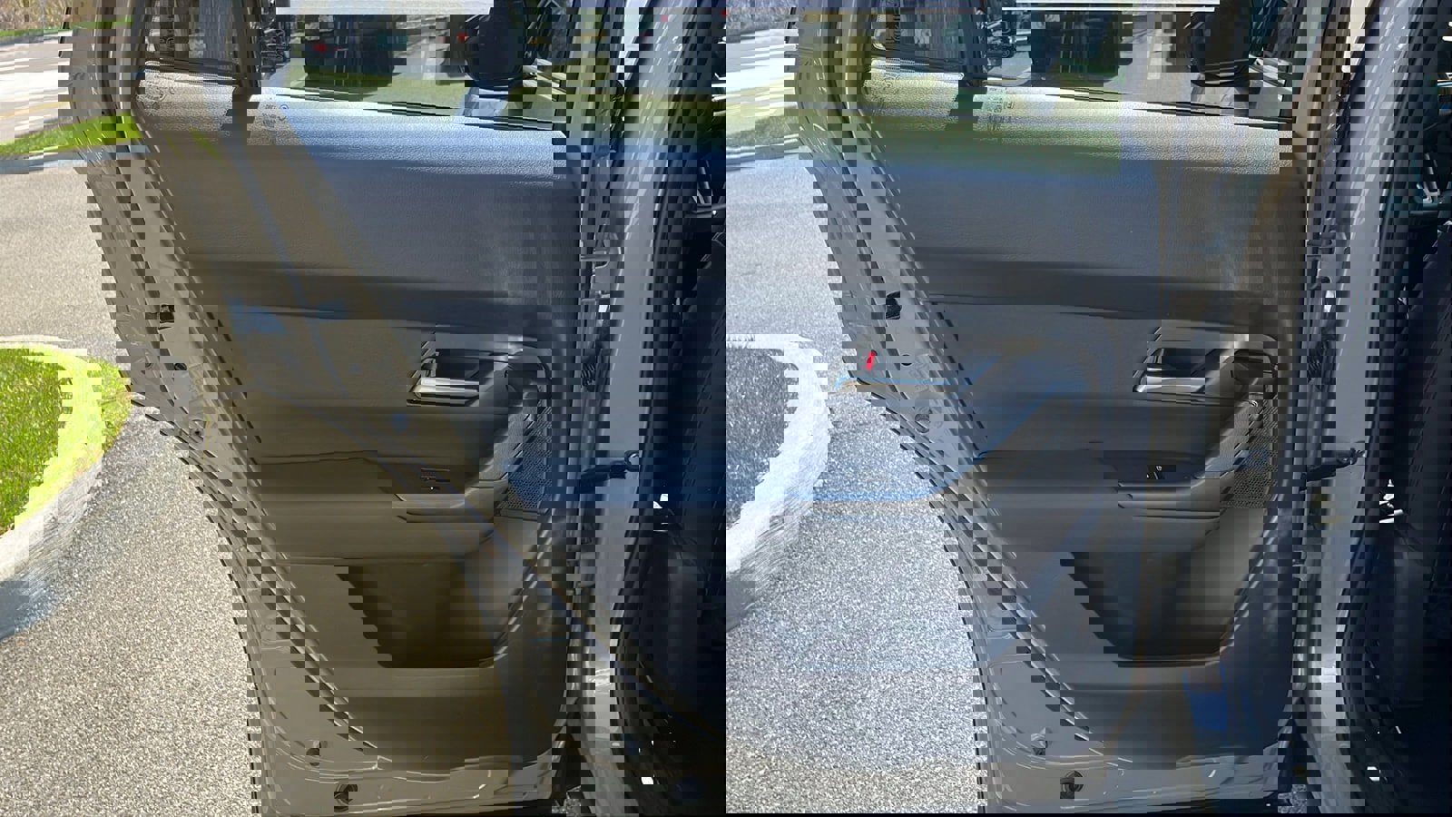 Used 2025 MAZDA CX-50 AWD 2.5 Turbo w/ Cargo Package image 20