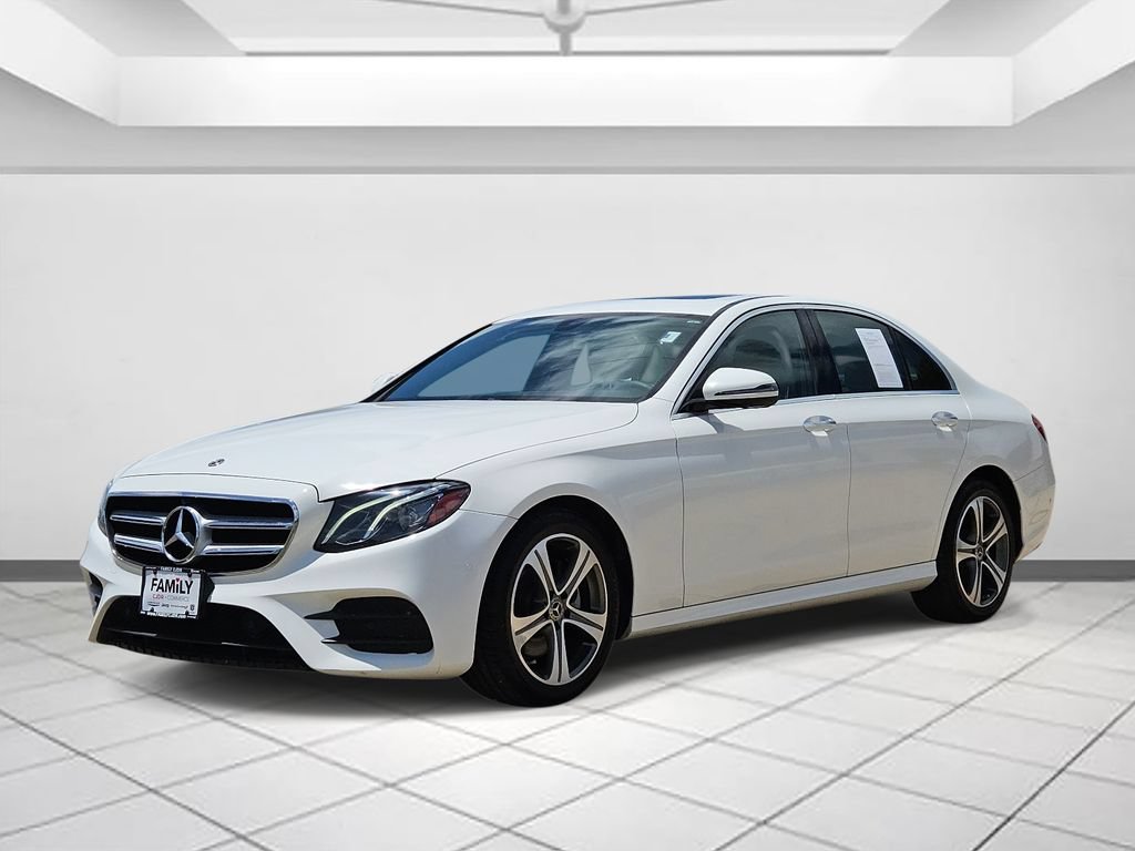 Used 2019 Mercedes-Benz E 300 4MATIC image 3