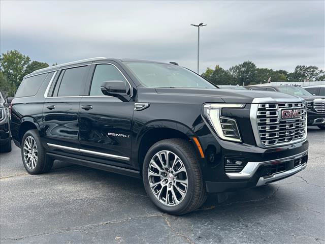 New 2026 GMC Yukon XL Denali w/ Denali Reserve Package AWD/4WD image 2
