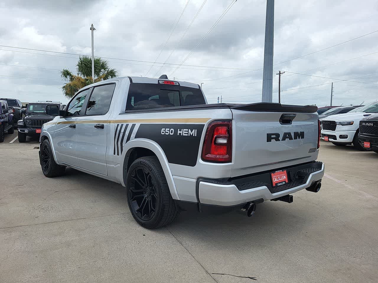 New 2026 RAM 1500 Big Horn AWD/4WD image 12