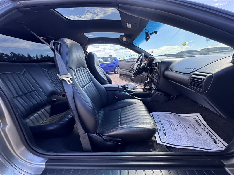 Used 2000 Chevrolet Camaro Z28 w/ Preferred Equipment Group 2 RWD image 14