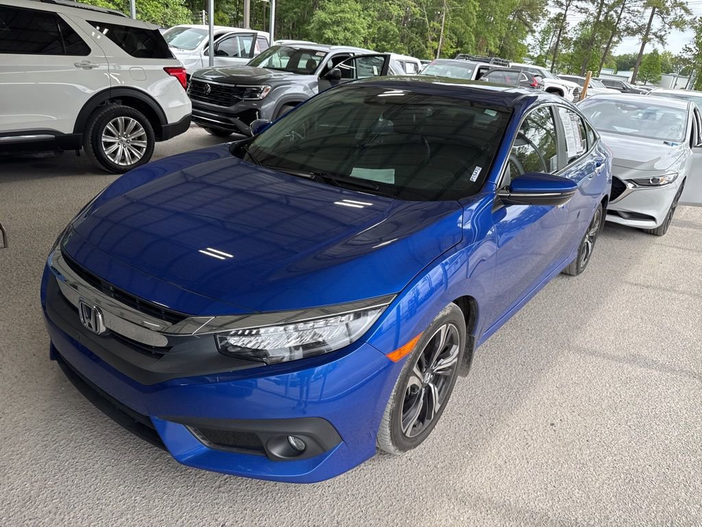 Used 2017 Honda Civic Touring image 1
