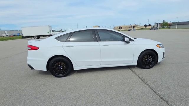 Used 2020 Ford Fusion SE FWD image 8