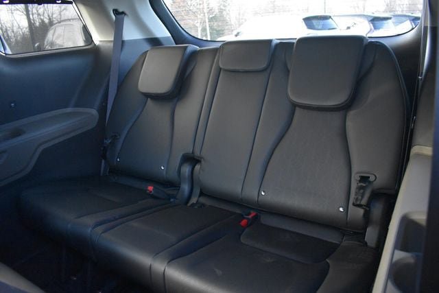 New 2026 Kia Carnival EX FWD image 20