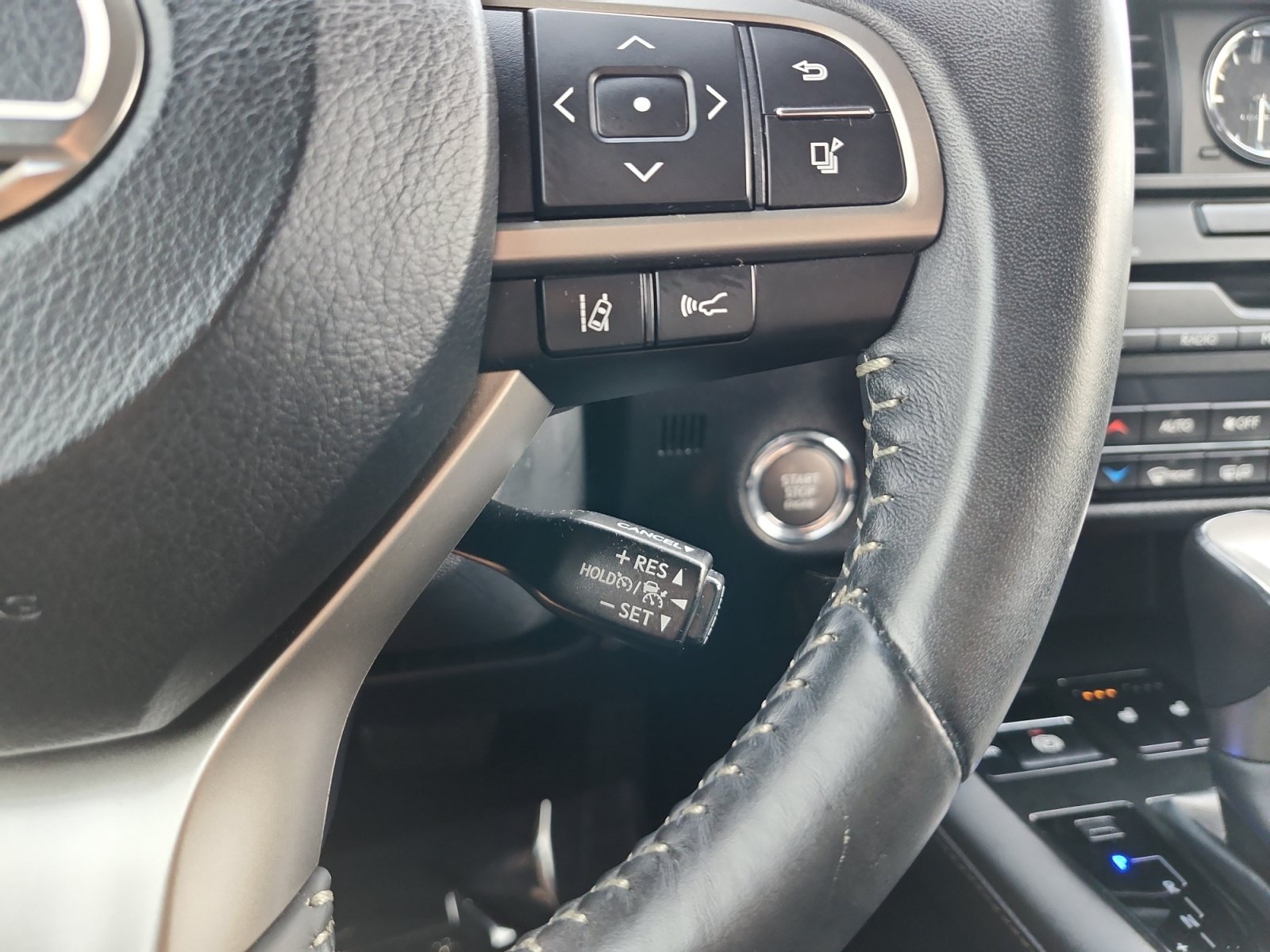 Used 2018 Lexus RX 350 AWD w/ Accessory Package image 24