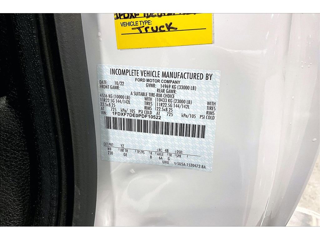 Used 2023 Ford F750 2WD Regular Cab Super Duty image 26