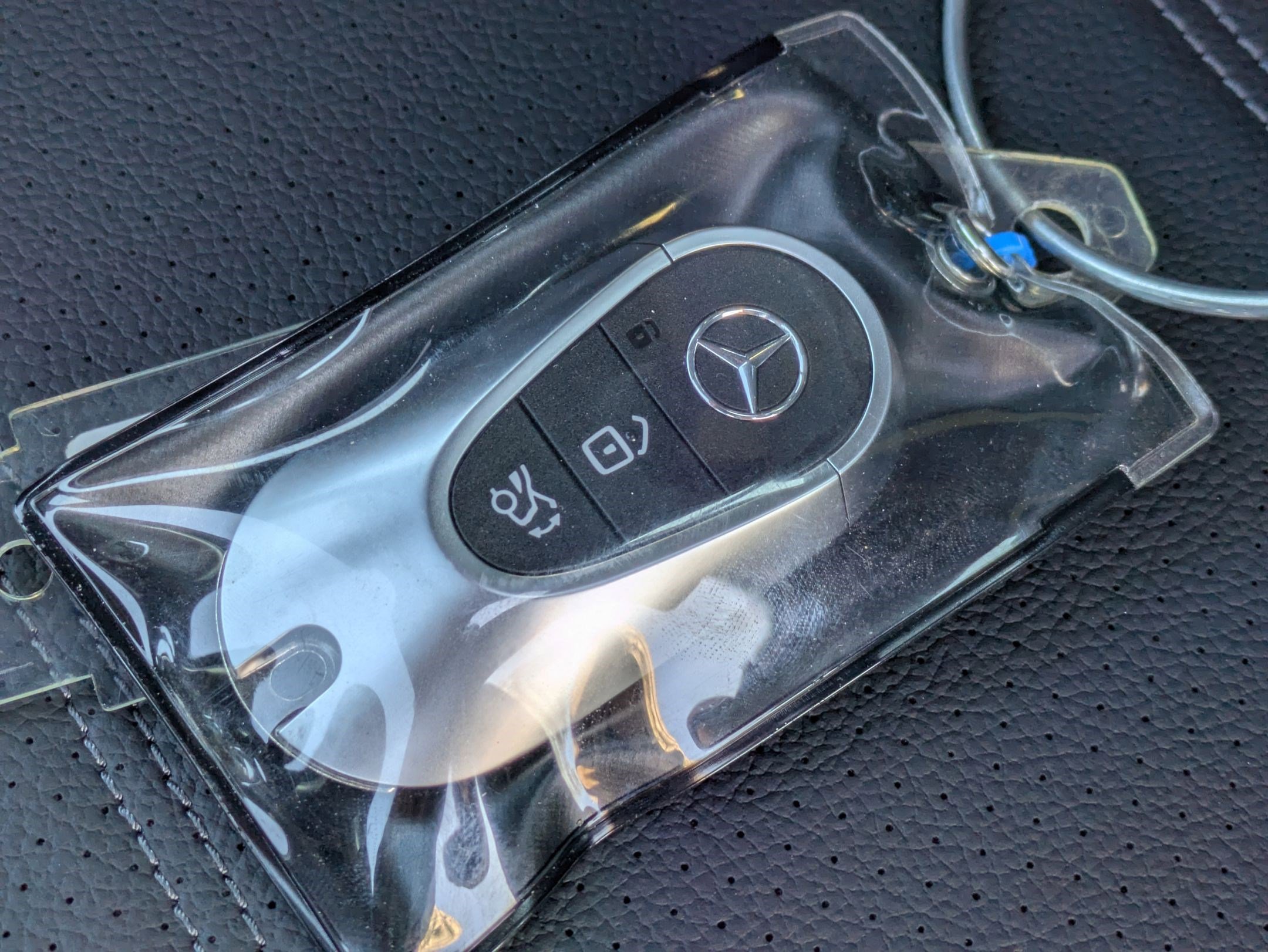 Used 2025 Mercedes-Benz C 300 4MATIC Sedan image 35