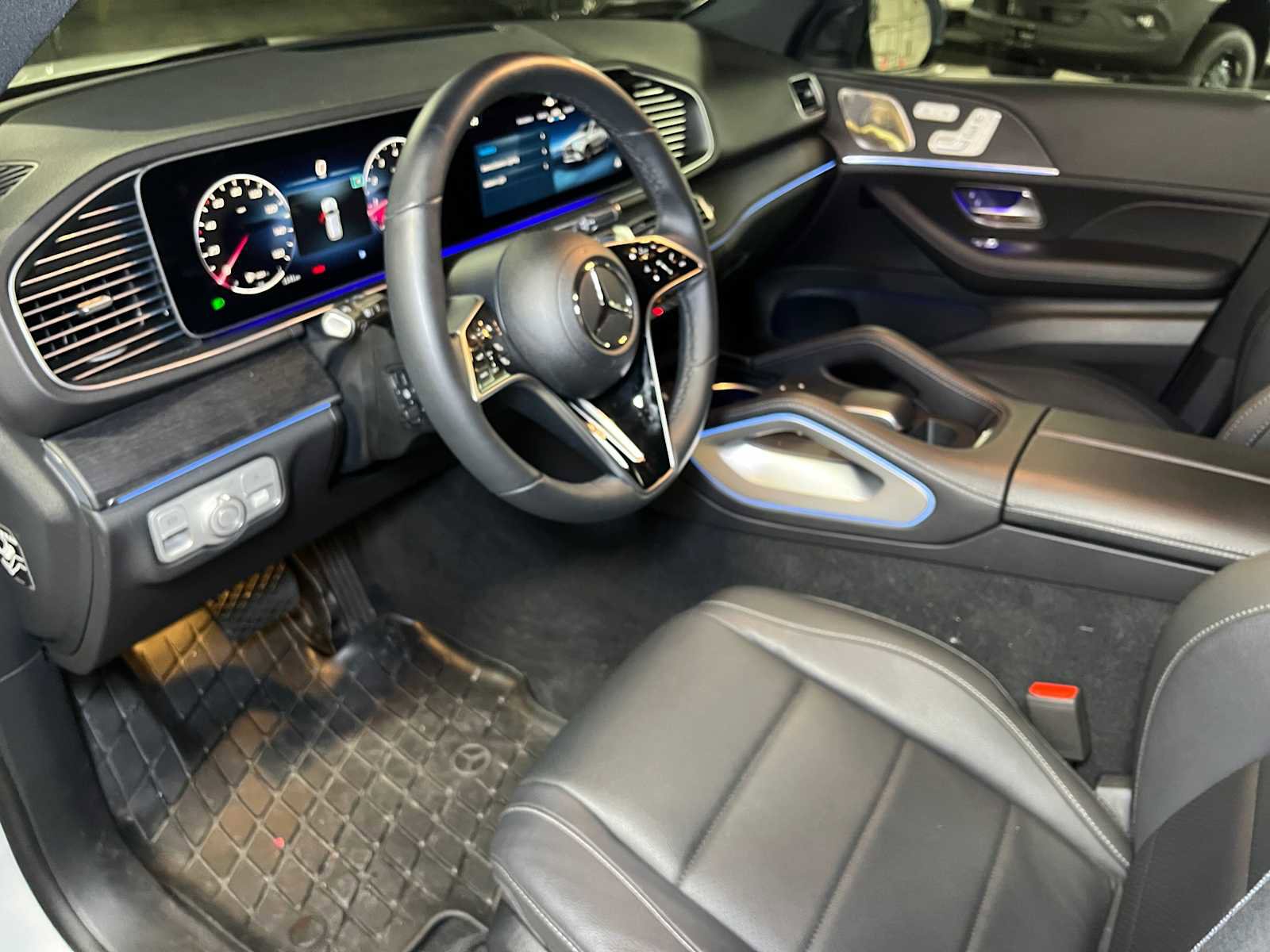 Used 2025 Mercedes-Benz GLE 350 4MATIC image 23