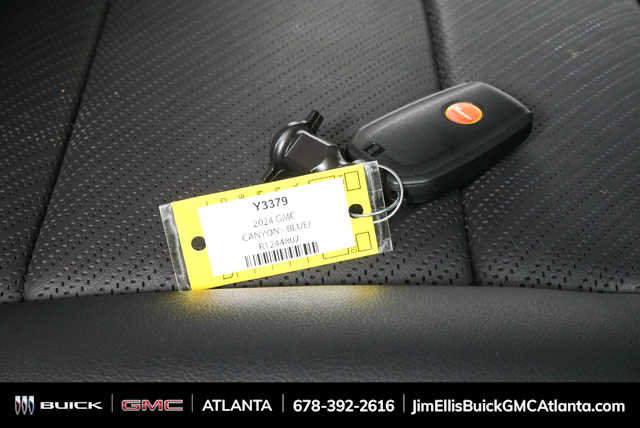 Used 2024 GMC Canyon AT4X w/ AT4X AEV Edition AWD/4WD image 39