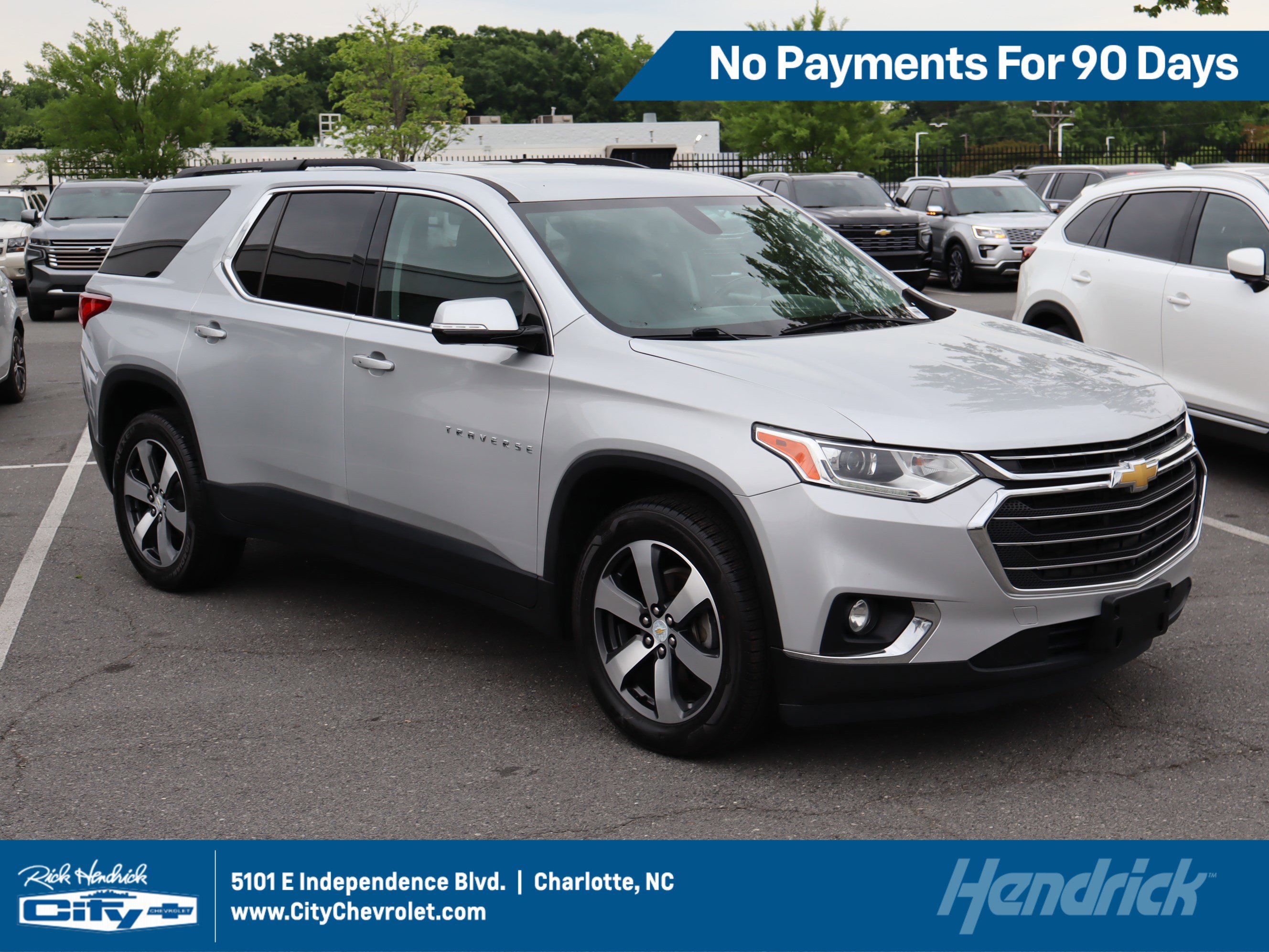 Used 2019 Chevrolet Traverse LT w/ LT Premium Package FWD image 1