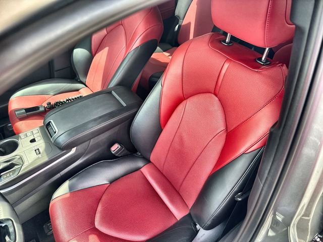 Used 2024 Toyota Highlander XSE image 20