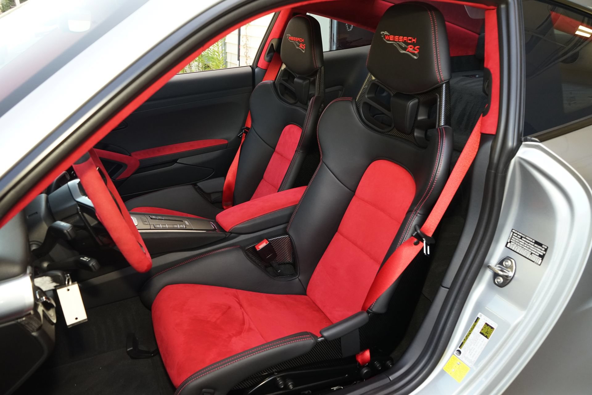 Used 2018 Porsche 911 GT2 RS RWD image 18