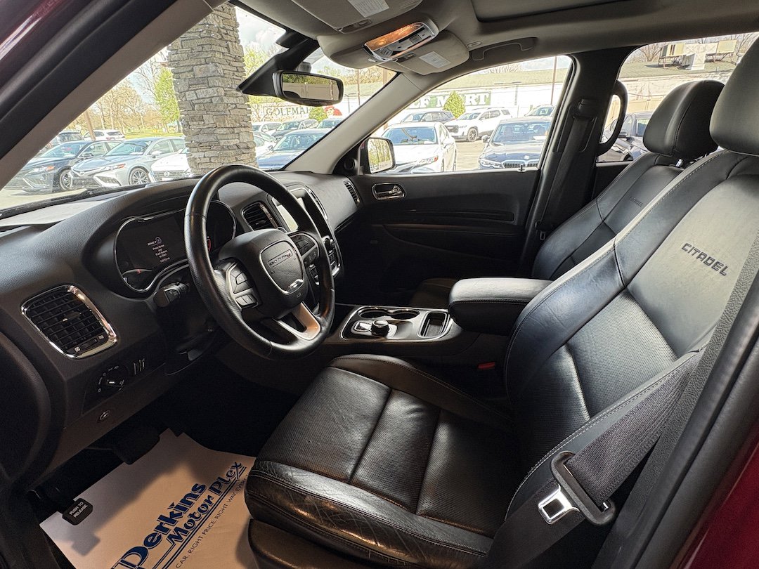 Used 2017 Dodge Durango Citadel w/ Premium Entertainment Group image 22