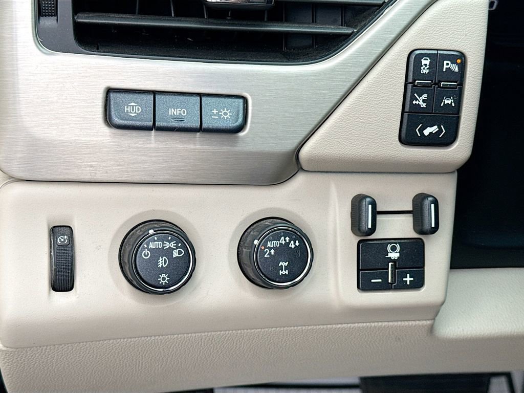 Used 2020 GMC Yukon XL Denali w/ Denali Ultimate Package image 11