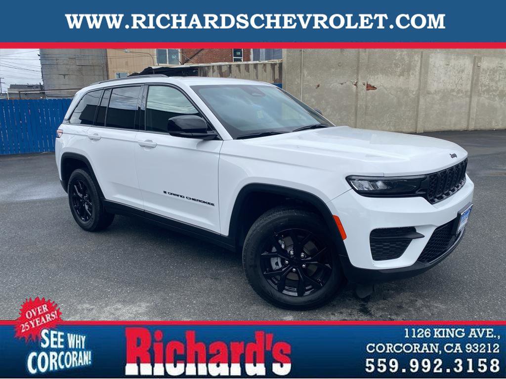 Used 2024 Jeep Grand Cherokee Altitude