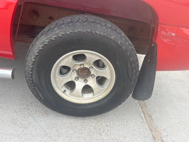 Used 2003 Chevrolet Silverado 1500 LS w/ Off-Road Package AWD/4WD image 5