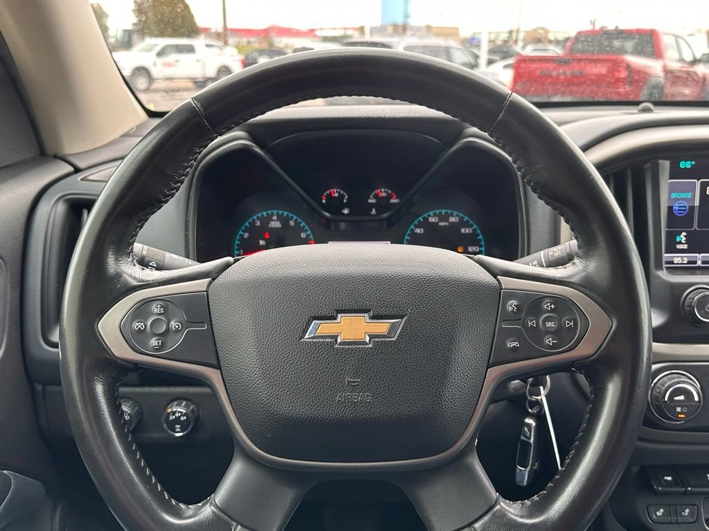Used 2015 Chevrolet Colorado Z71 AWD/4WD image 31