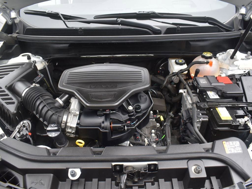 Used 2022 Cadillac XT5 Sportv w/ LPO, ONYX Package image 8