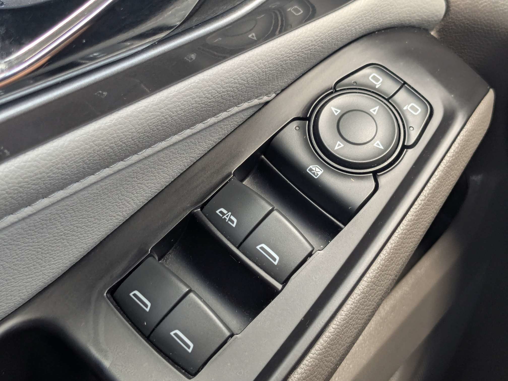Used 2019 Chevrolet Traverse LT w/ LT Premium Package FWD image 30