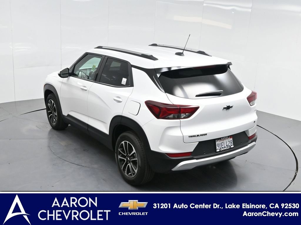 New 2025 Chevrolet TrailBlazer LT w/ Convenience Package FWD image 55