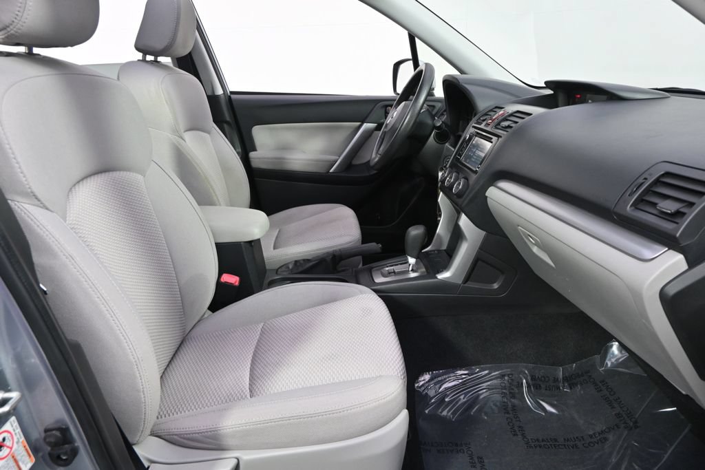Used 2014 Subaru Forester 2.5i Premium AWD/4WD image 16