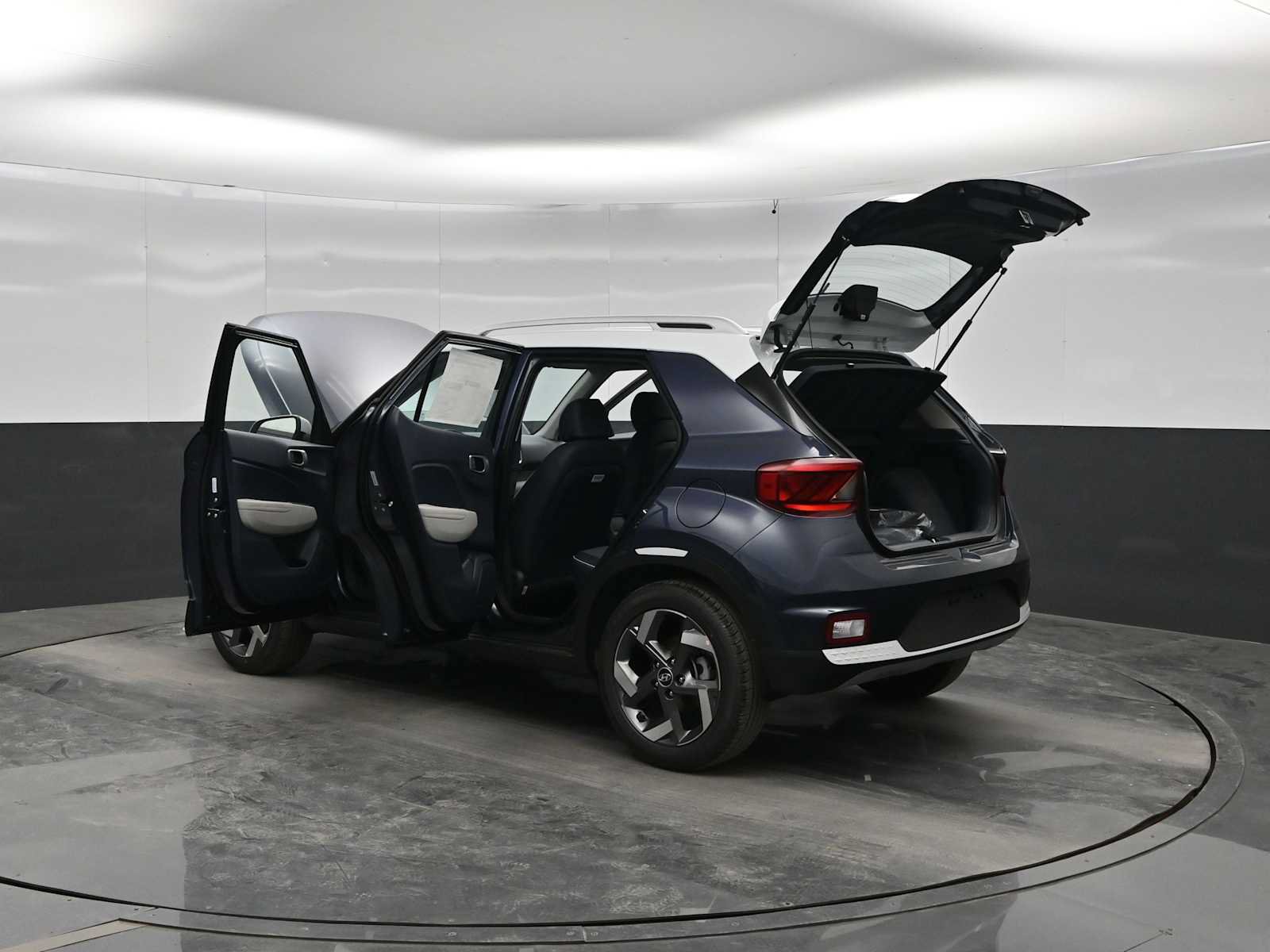 New 2026 Hyundai Venue SEL FWD image 41